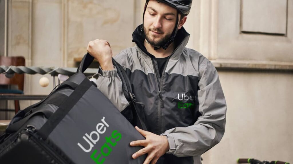 Best Food Delivery Apps- Uber-Eats-Delivery