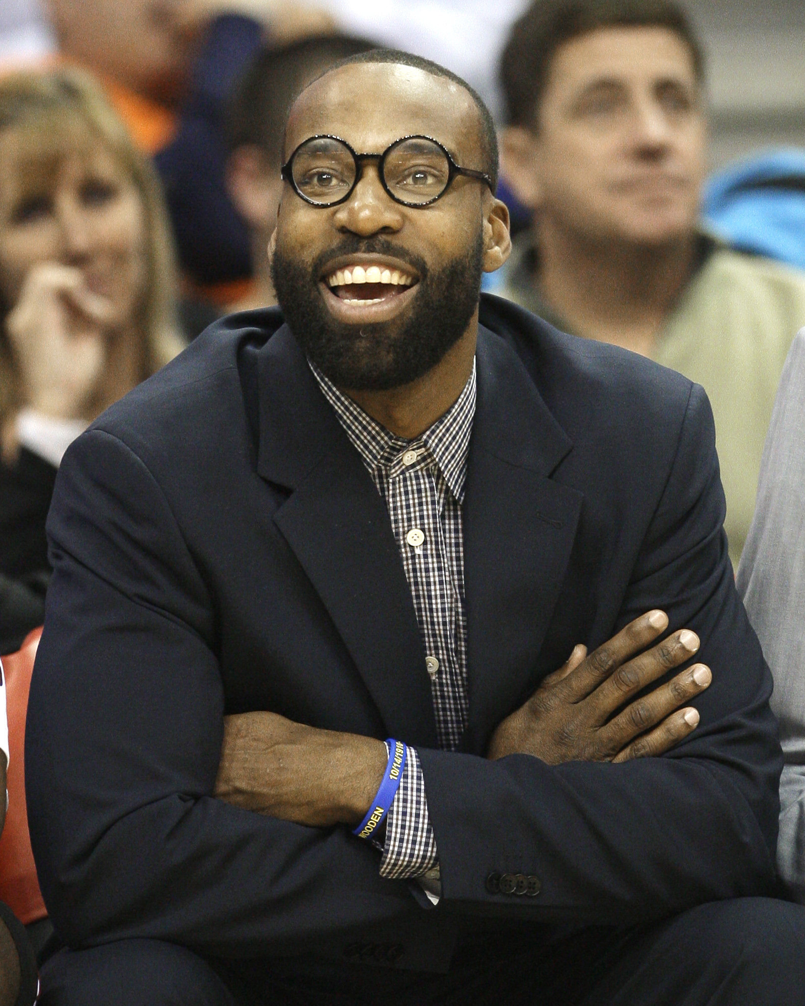 baron davis in suit 