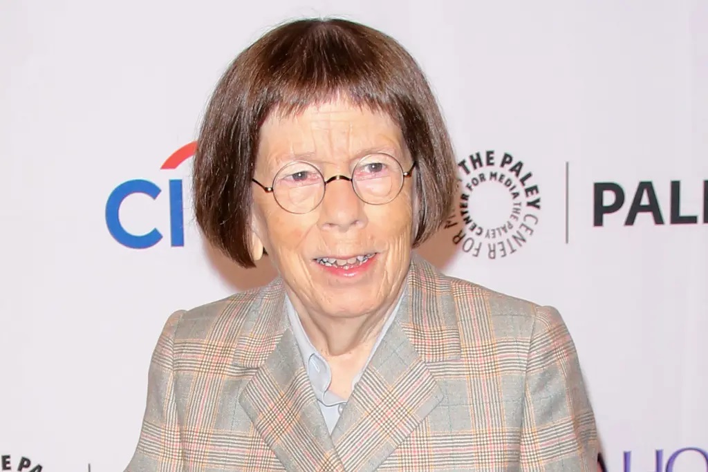 Is Linda Hunt Sick Illness Health Update And Age