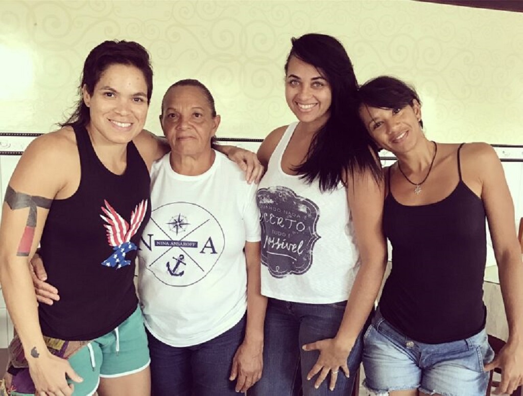 Amanda Nunes Parents