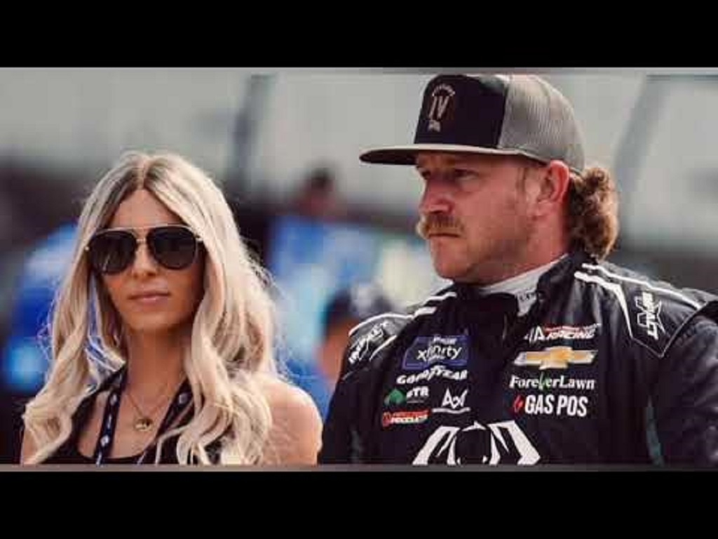 Jeffrey Earnhardt Girlfriend