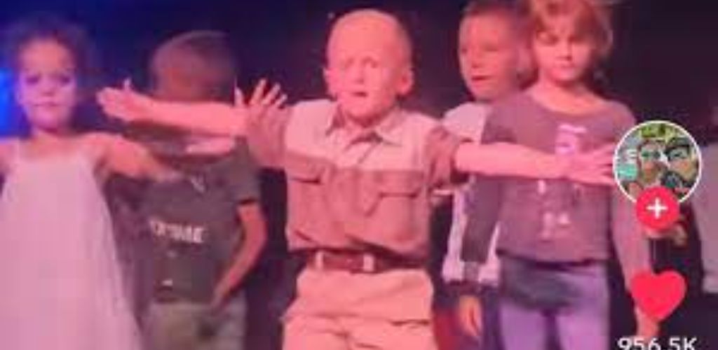 Little Boy Dancing Viral Video