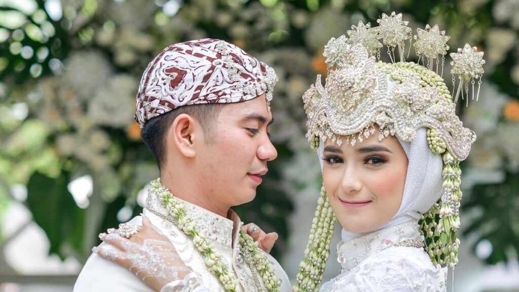 Nadya Mustika Rahayu cerai Husband Rizki Syafaruddin