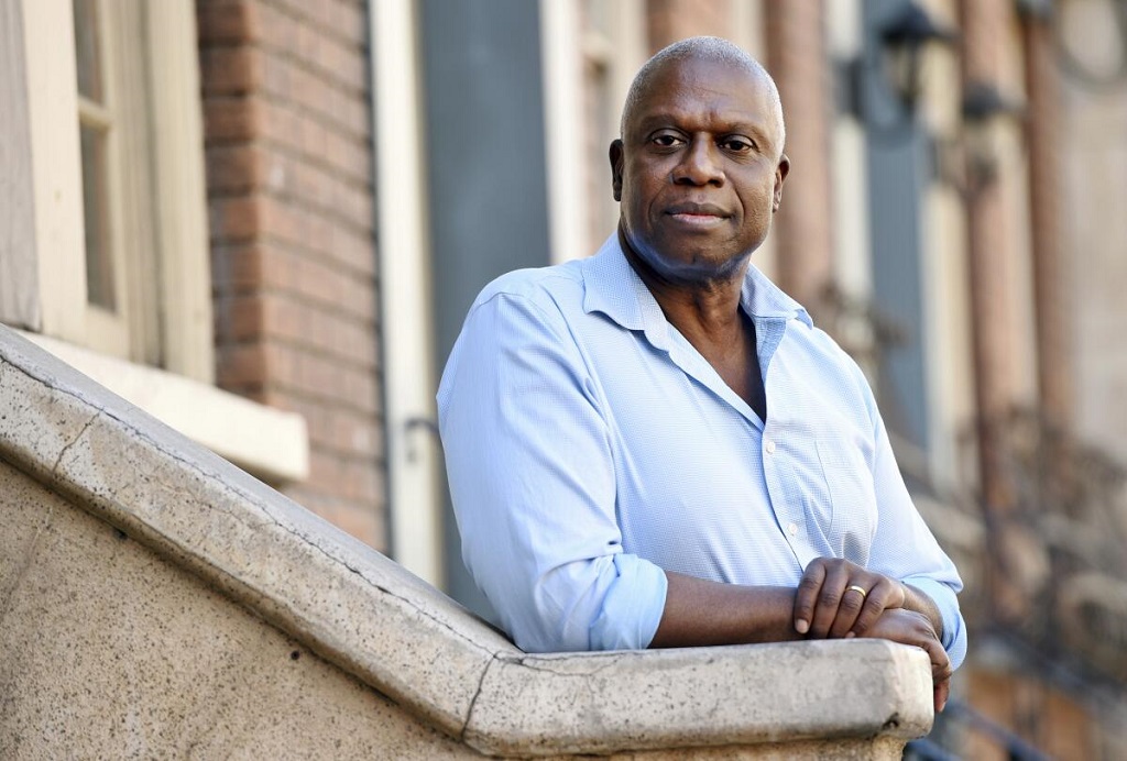 Andre Braugher Smoking