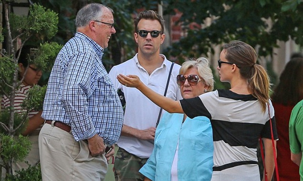 Jason Sudeikis Parents