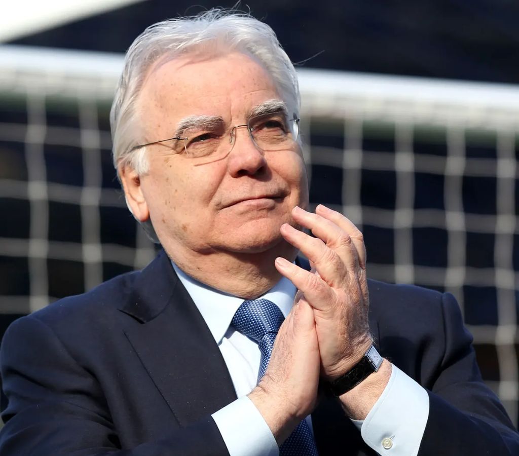 Is Lawrence Kenwright Related To Bill Kenwright? Family