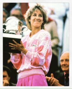 Chris Evert holding her last tournament trophy (French open)