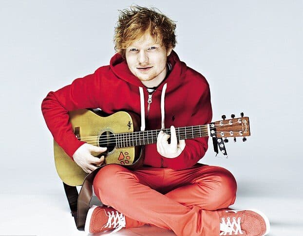 ed-sheeran-with-guitar