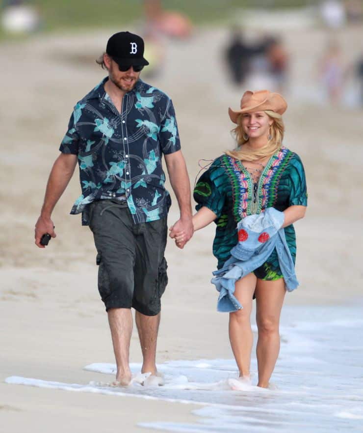 Jessica Simpson and her husband Eric Johnson on vacation.
