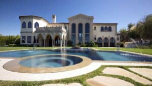 Eric Thomas's luxury mansion