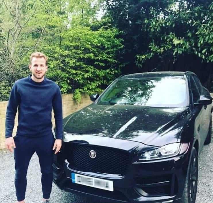 Harry-Kane-With-His-Car