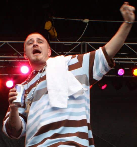 Lil-Wyte-performing-at-the-Beale-Street-Music-Festival-in-2007