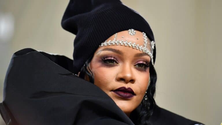 Rihanna Net Worth: Businesses & Music Earnings