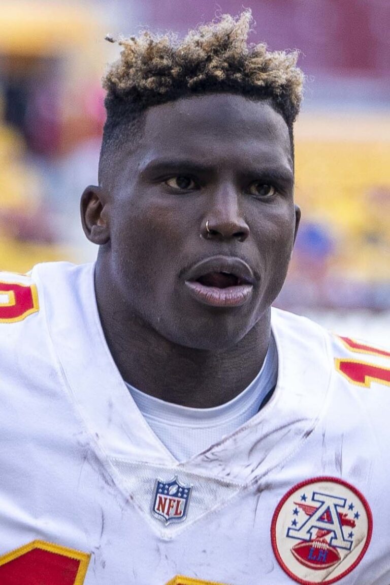 Tyreek Hill Net Worth Career & Charity [2024 Update]