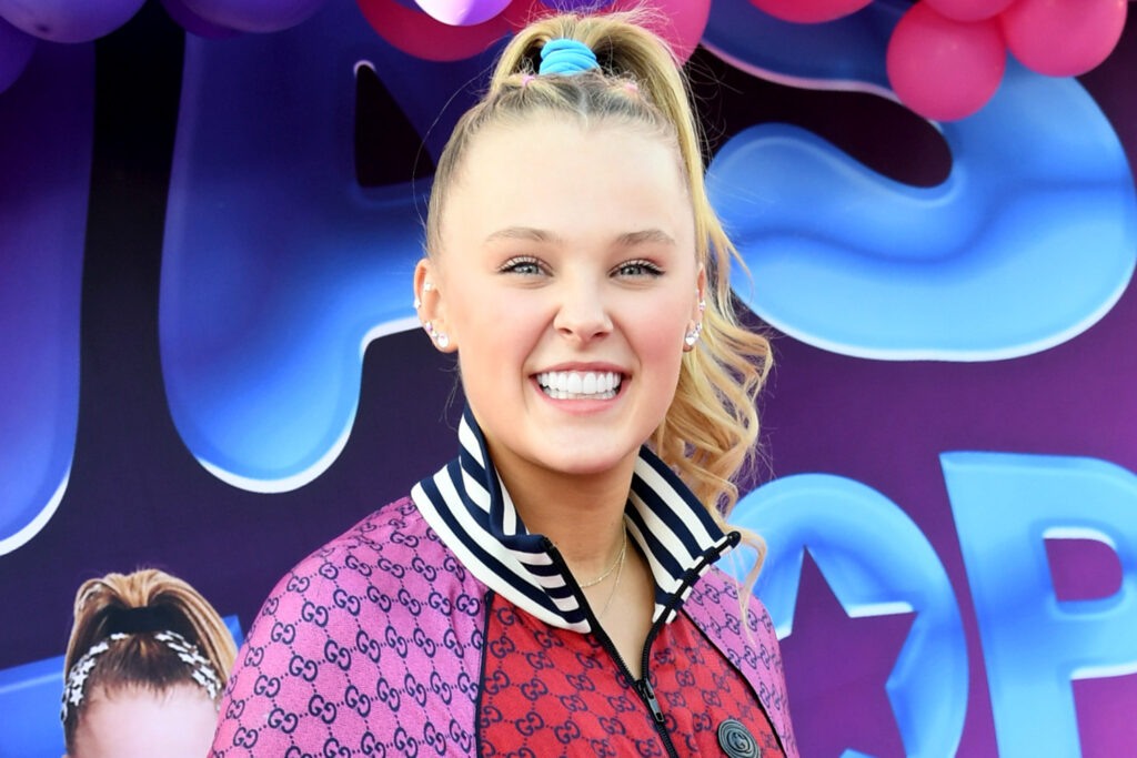 JoJo Siwa Net Worth Business, Career & Lifestyle [2024 Update]