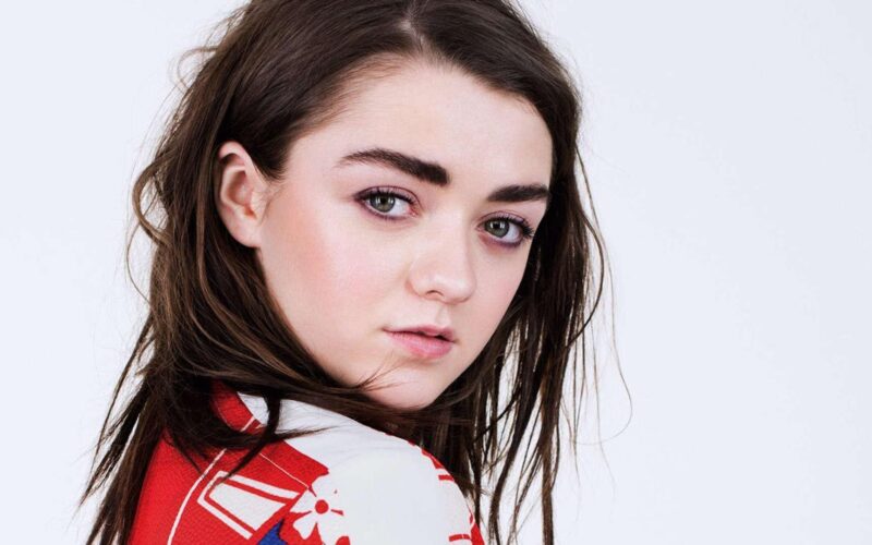 Maisie Williams Net Worth: Career & Investments [2022 Update]