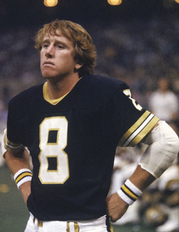 Archie Manning Net Worth- Archie In His Prime (Source: Sports Illustrated)