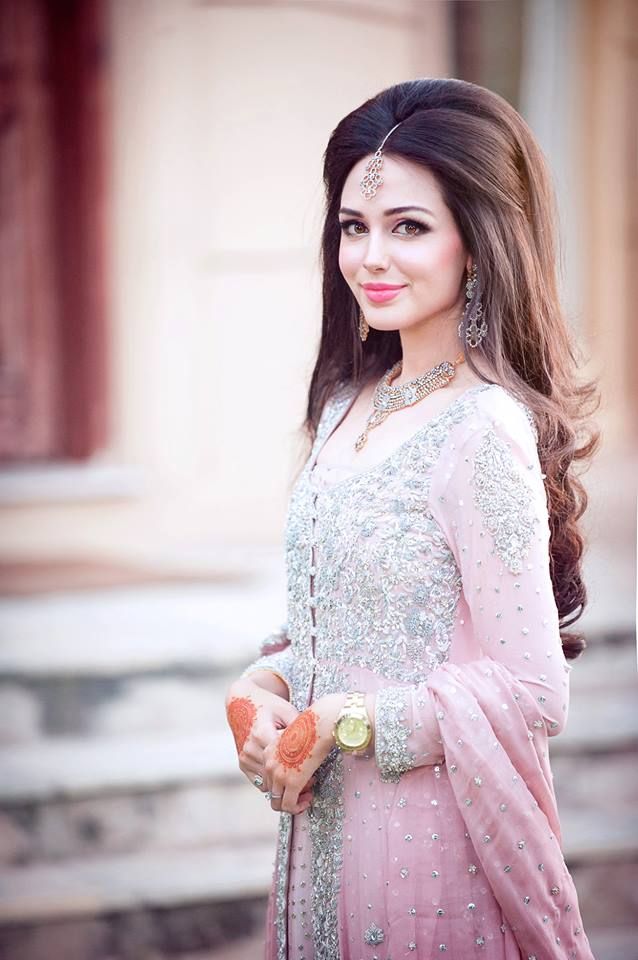 Aisha Linnea Akhtar (Source: Pak Couture)