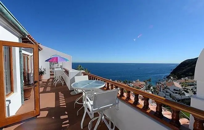 View From Bill Maher's $1 Million Catalina Island Condo (Source: American Luxury) 