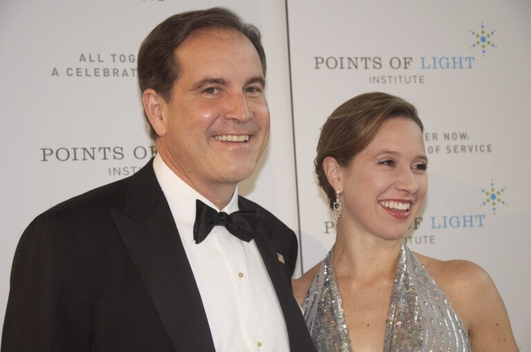 How Old Is Jim Nantz Wife? Courtney Richards Age, Wikipedia And Net Worth
