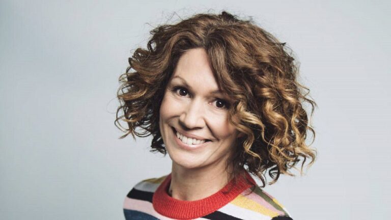 Is Kitty Flanagan Lesbian? Partner Age And Net Worth Revealed 