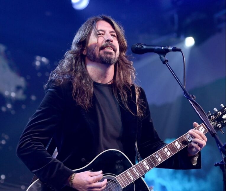 Foo Fighters Dave Grohl Car Accident Details, Injuries Suspect And Case Details