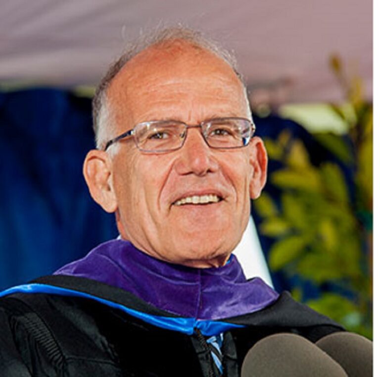 Victor Davis Hanson Accident Details – What Happened To Him? Age And Family