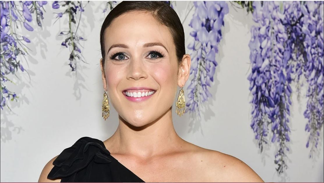 Is Erin Krakow Pregnant In 2023? Husband Family Wikipedia