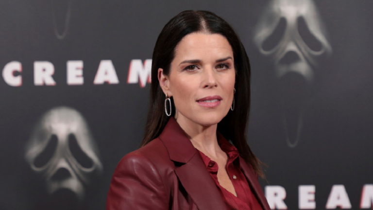 Neve Campbell Parents: Meet Gerry And Marine Siblings And Ethnicity