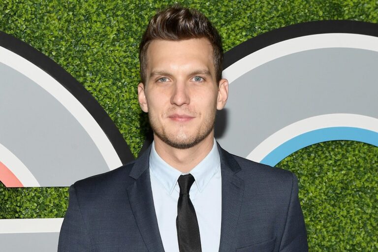 Who Is Carson Fagerbakke, Scott Michael Foster Girlfriend? Dating History And Relationship