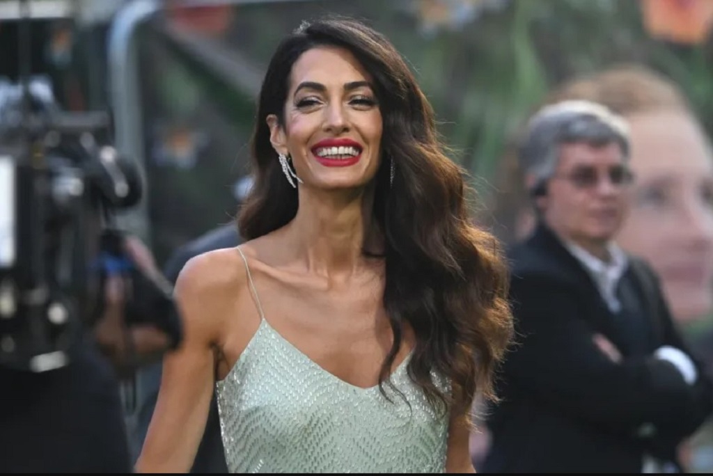 is Amal Clooney pregnant