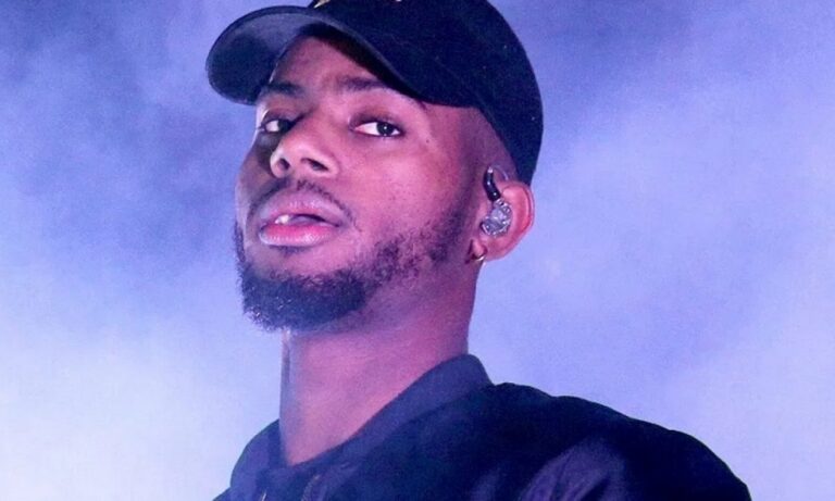 Does Bryson Tiller Have Sister? Meet His 3 Brother And Family