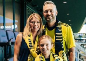 Nate Bargatze Wife Laura Bargatze, Age Gap Married Life