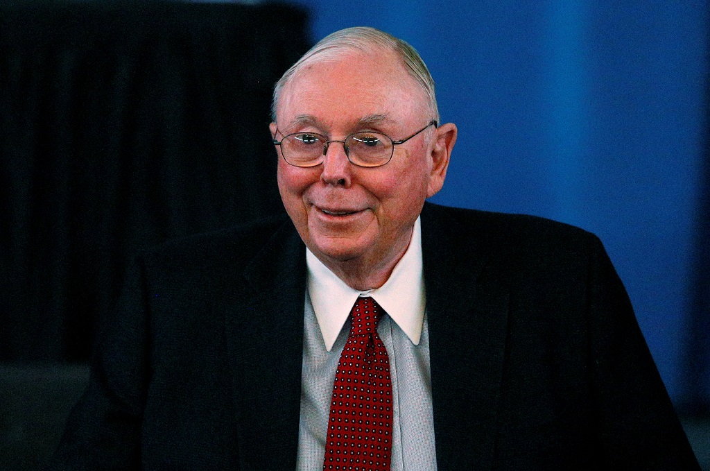 Was Charlie Munger Racist? Comments And Controversy