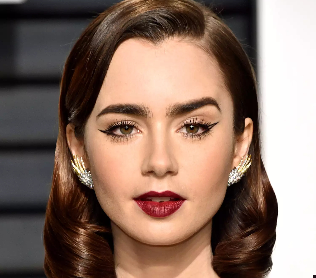 Lily Collins nose job