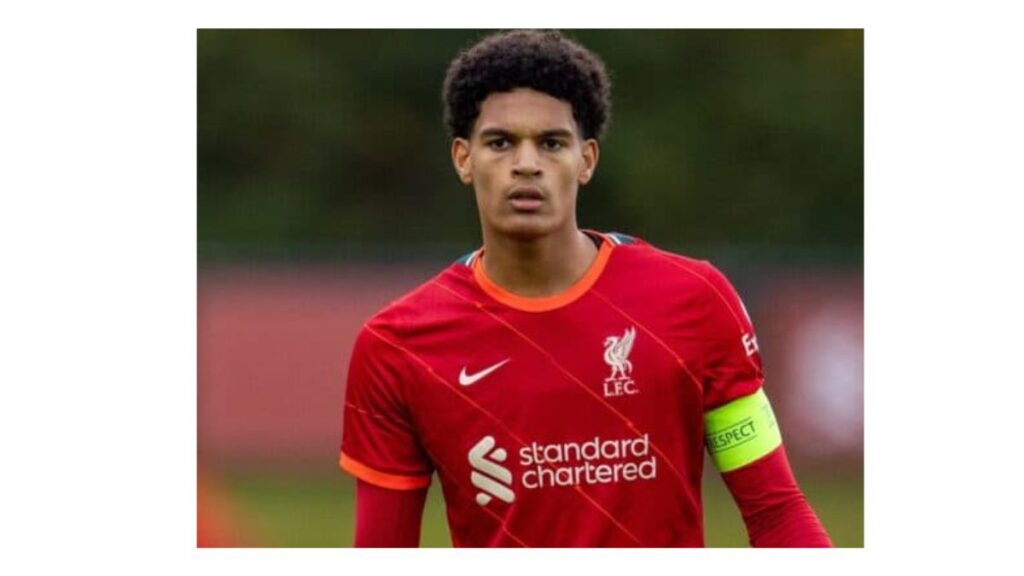 Jarell Quansah playing in a Liverpool kit